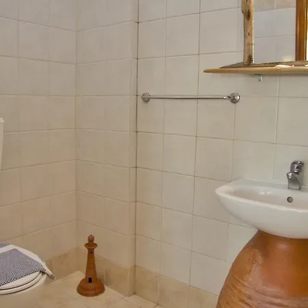 Margaritari Milos Apartment *