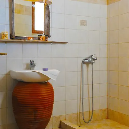 Margaritari Milos Apartment *