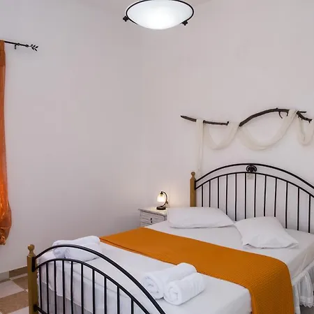 Margaritari Milos Apartment *