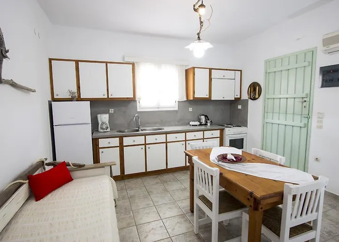 Margaritari Milos * Adámas